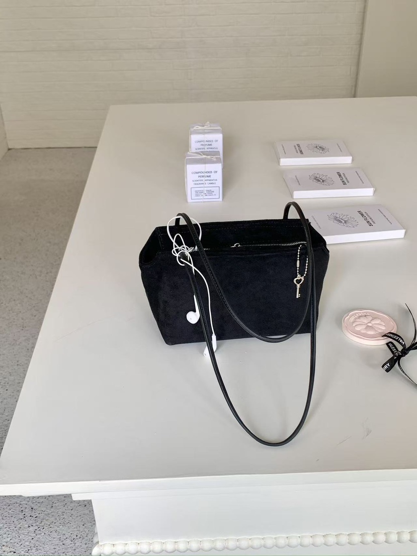 EOMPIT韓國直郵女士新款休閑人氣時尚推薦真品單肩斜跨包EOMPIT單肩/斜跨包