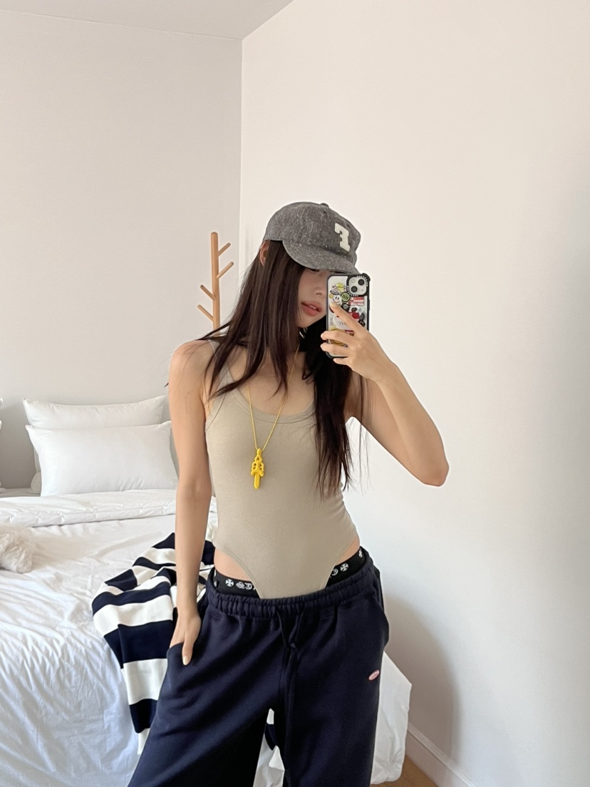 LOVE PULL韓國直郵女士新品時尚推薦休閑吊帶背心抓絨無袖LOVE PULL吊帶/背心