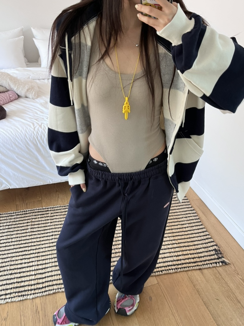 LOVE PULL韓國直郵女士新品時尚推薦休閑吊帶背心抓絨無袖LOVE PULL吊帶/背心