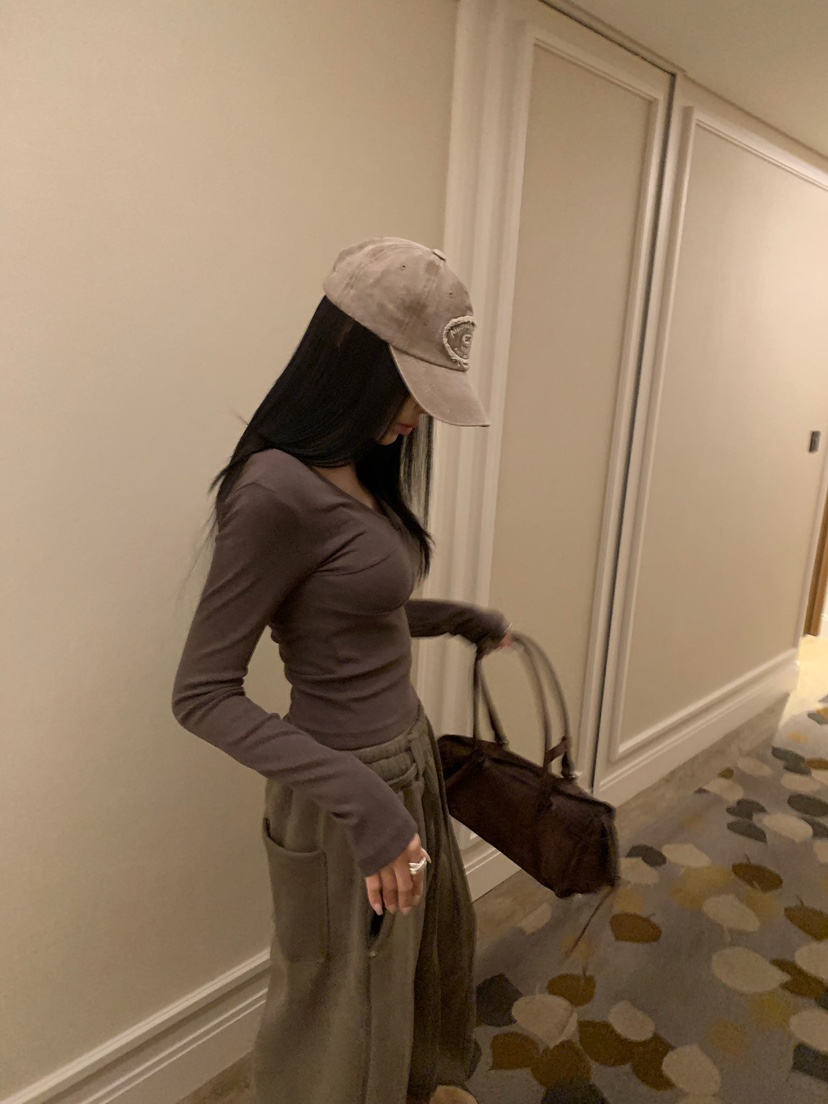 BADCALM韓國直郵女士新款時尚推薦熱賣休閑人氣真品長袖T恤BADCALM長袖T恤