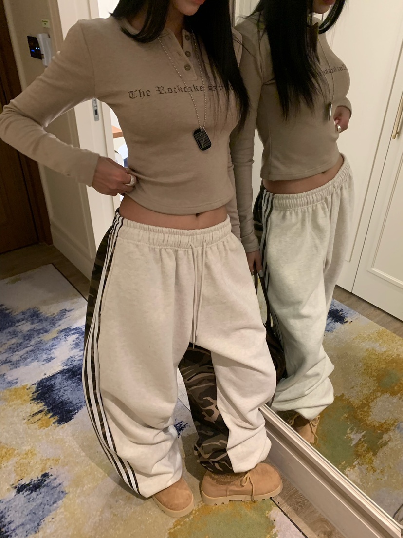 BADCALM韓國直郵女士新款熱賣人氣時尚休閑推薦長袖T恤字母BADCALM長袖T恤