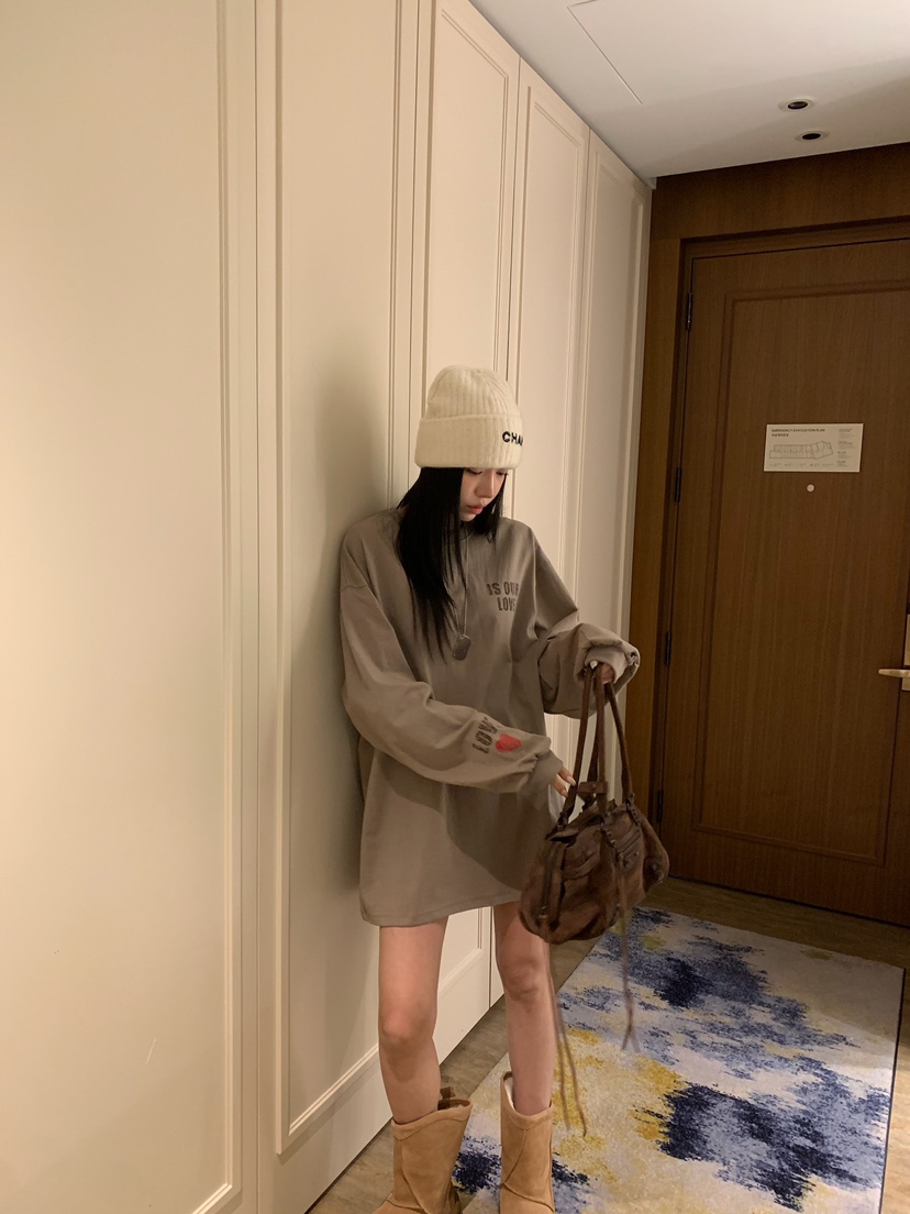 BADCALM東大門代購女裝新款真品時尚人氣推薦熱賣長袖T恤BADCALM長袖T恤