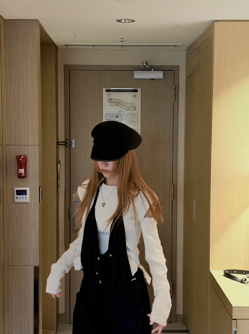 ZEROZERO韓國代購女士新款真品時尚推薦背帶褲不含內搭麂皮ZEROZERO背帶褲