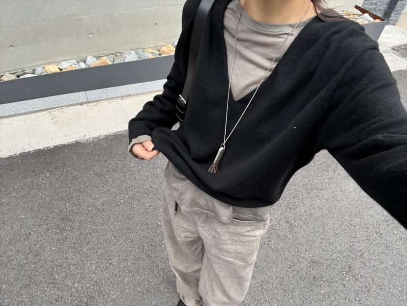 ROMANTICIZE韓國代購女裝新款人氣熱賣時尚推薦針織衫V領ROMANTICIZE針織衫