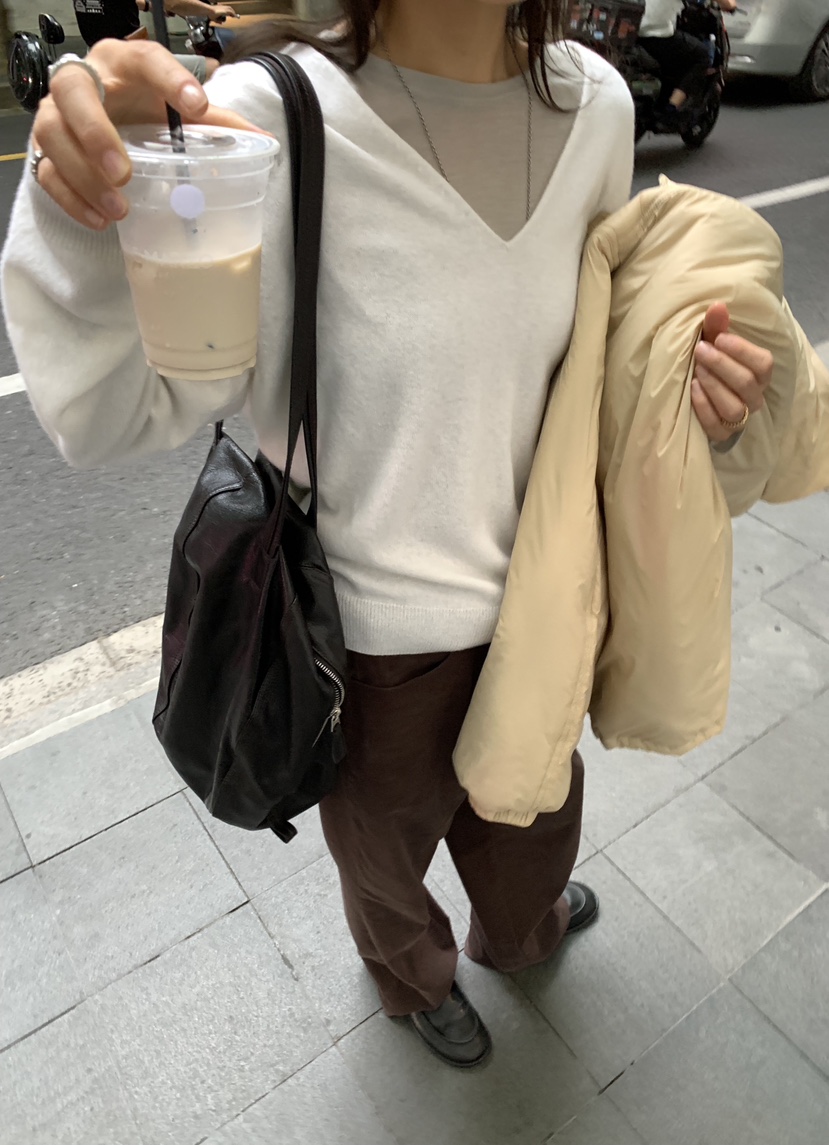 ROMANTICIZE韓國代購女裝新款人氣熱賣時尚推薦針織衫V領ROMANTICIZE針織衫