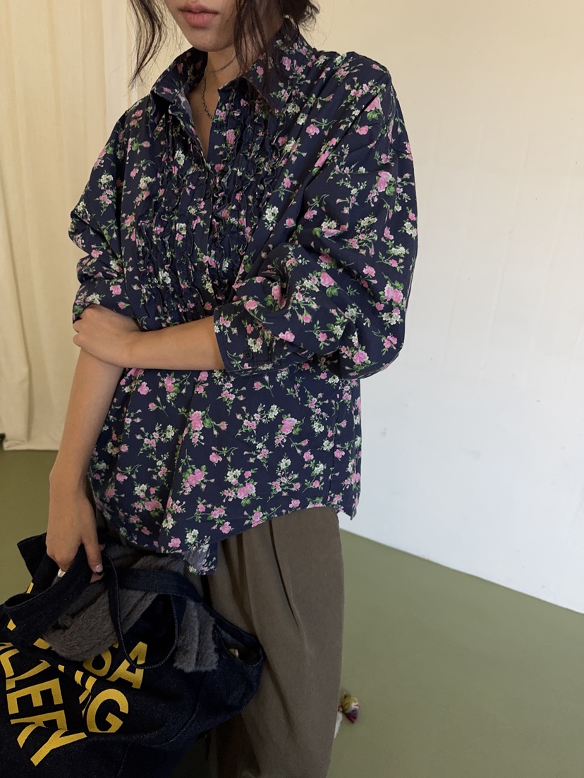 SUNDER MARKET東大門實拍女士新款休閑熱賣襯衫蕾絲衫絨SUNDER MARKET襯衫/蕾絲衫