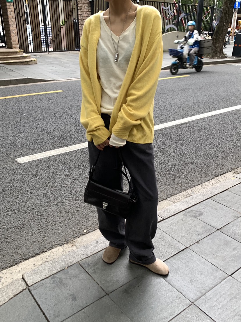 ROMANTICIZE韓國代購女裝新品熱賣推薦人氣時尚長袖T恤V領ROMANTICIZE長袖T恤