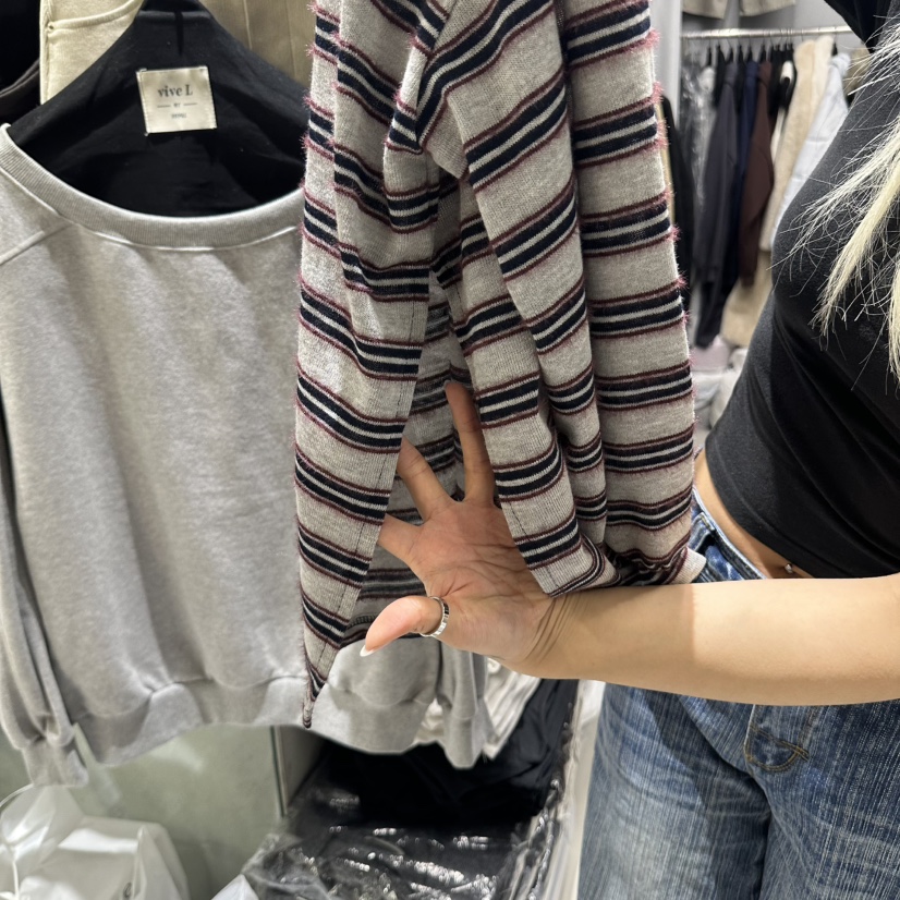 VIVEL韓國代購女裝新品時尚熱賣推薦真品人氣長袖T恤條紋VIVEL長袖T恤