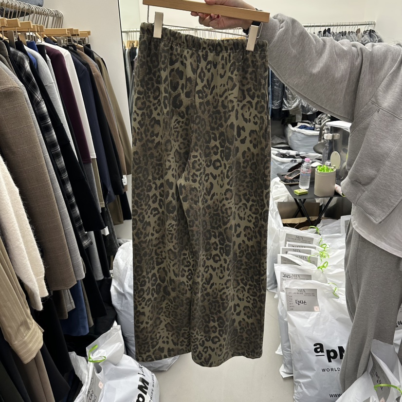 MIX-L韓國代購女士新品休閑推薦熱賣時尚人氣休閑褲豹紋MIX-L休閑褲