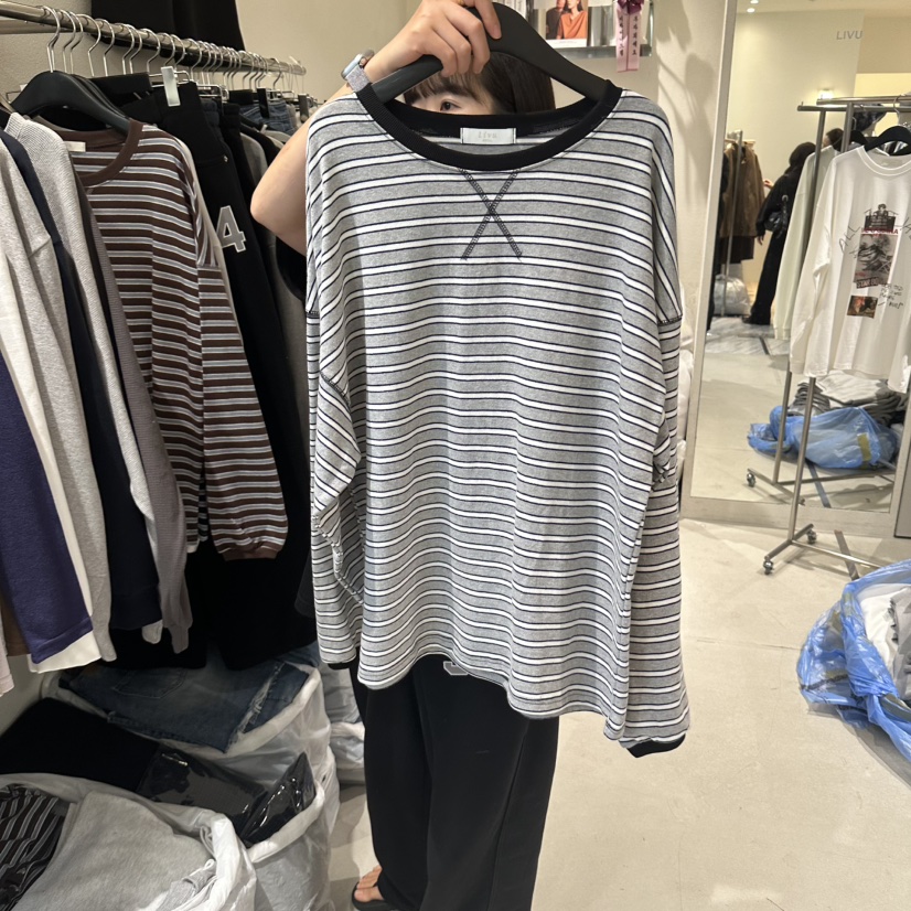 LIVU/MEMO CLASSIC東大門直郵女裝新品推薦人氣長袖T恤LIVU/MEMO CLASSIC長袖T恤圖色1