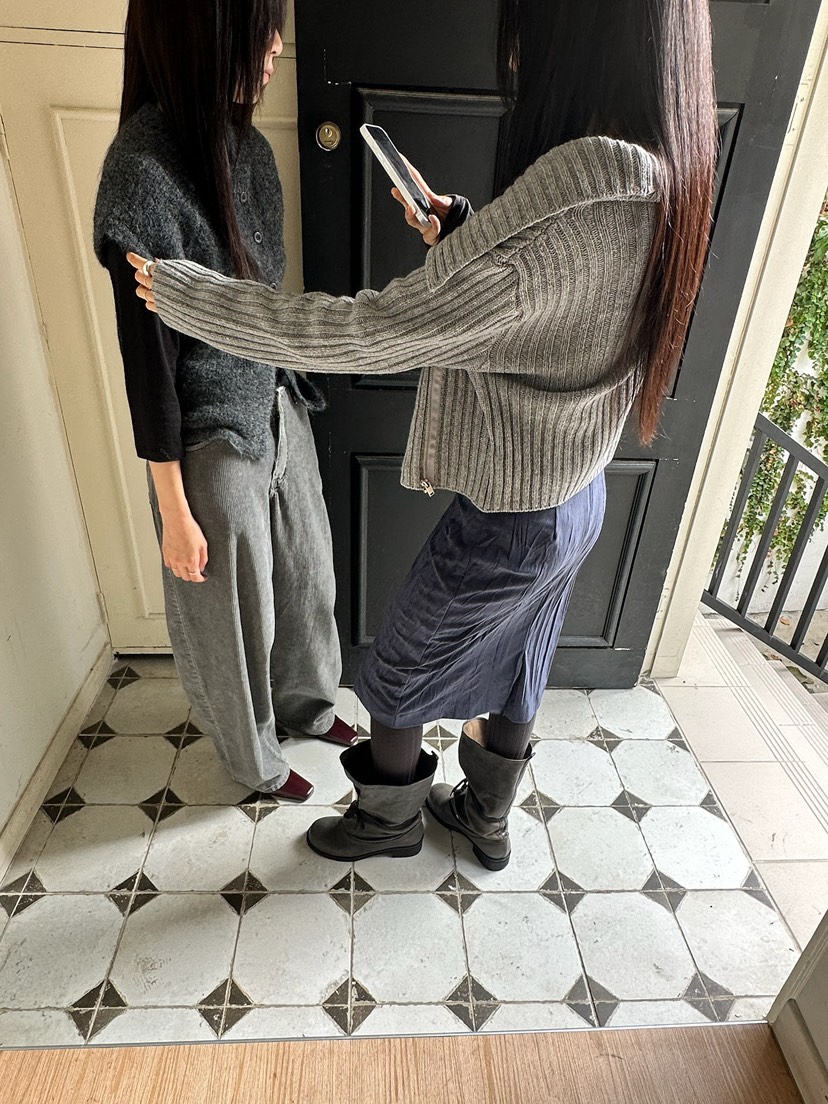 ROOOF韓國直郵女裝新款休閑時尚熱賣半身裙中短裙絨面革褶皺ROOOF半身裙/中短裙
