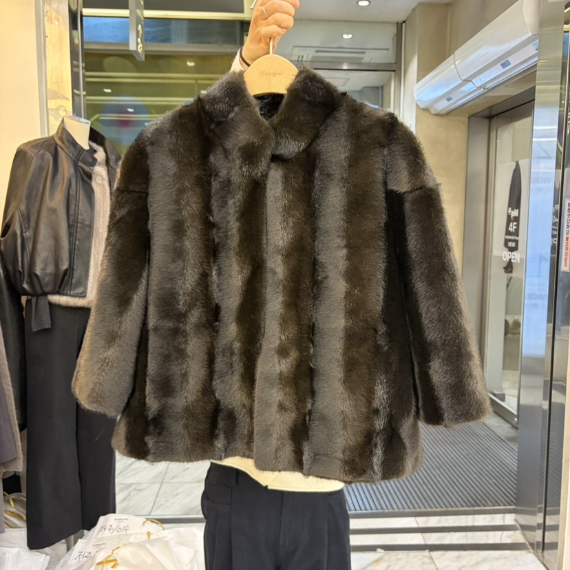 AFTERGLOW東大門直郵女裝新品時尚真品短款大衣泰迪熊毛絨AFTERGLOW短款大衣圖色2