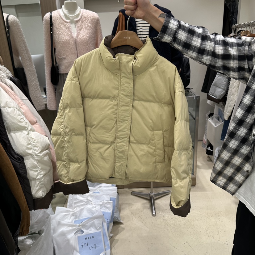 MELO韓國直郵女裝新款推薦休閑熱賣短款羽絨服羽絨服撞色MELO短款羽絨服圖色2