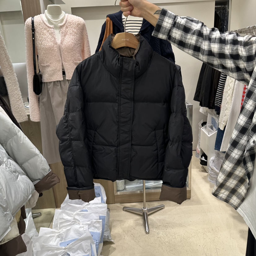 MELO韓國直郵女裝新款推薦休閑熱賣短款羽絨服羽絨服撞色MELO短款羽絨服圖色5