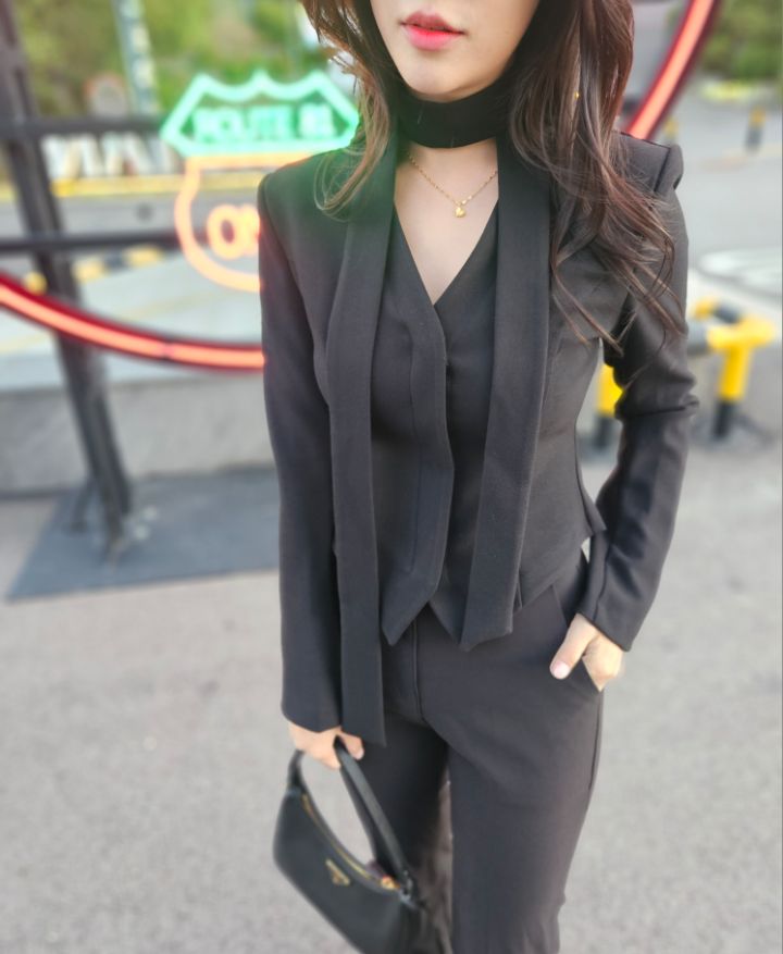 HIGH HEELS韓國直郵女士新品真品休閑熱賣推薦夾克含脖帶HIGH HEELS夾克