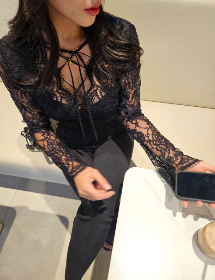 HIGH HEELS韓國直郵女裝新款推薦休閑人氣熱賣襯衫蕾絲衫HIGH HEELS襯衫/蕾絲衫