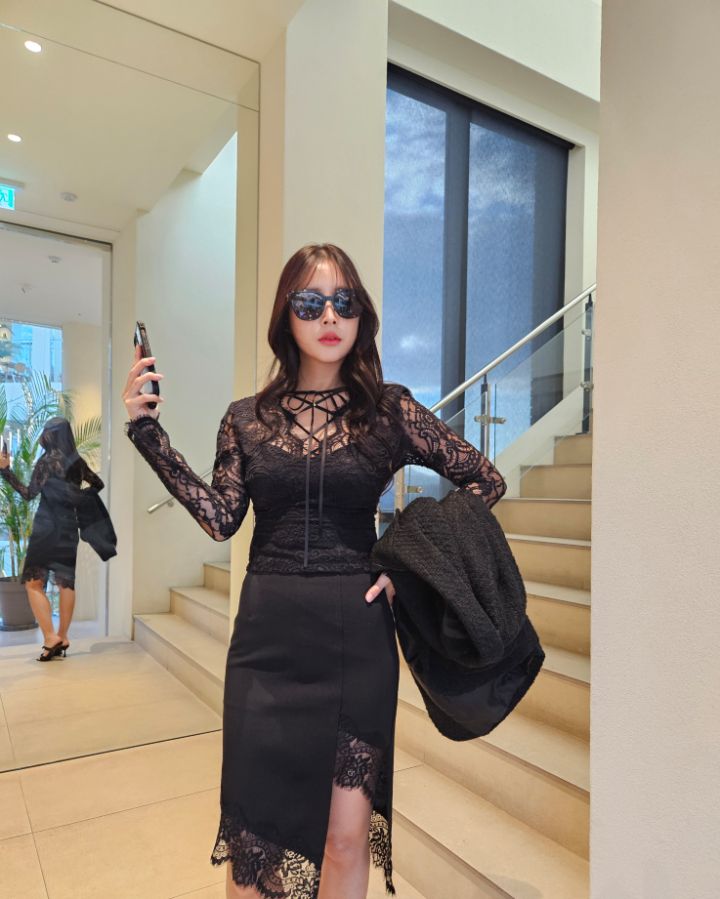 HIGH HEELS韓國直郵女裝新款推薦休閑人氣熱賣襯衫蕾絲衫HIGH HEELS襯衫/蕾絲衫