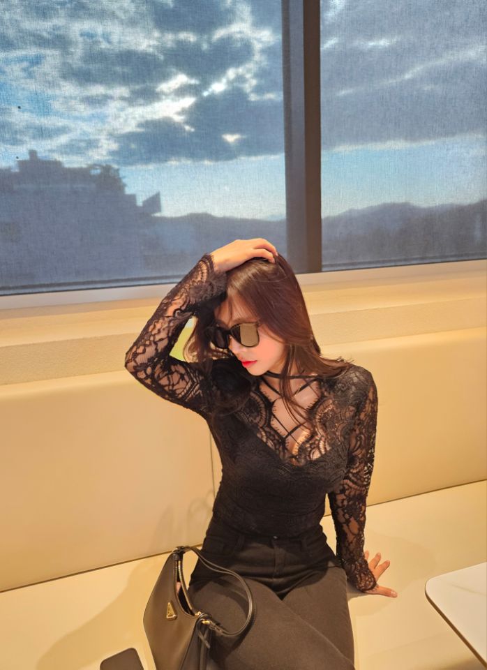 HIGH HEELS韓國直郵女裝新款推薦休閑人氣熱賣襯衫蕾絲衫HIGH HEELS襯衫/蕾絲衫