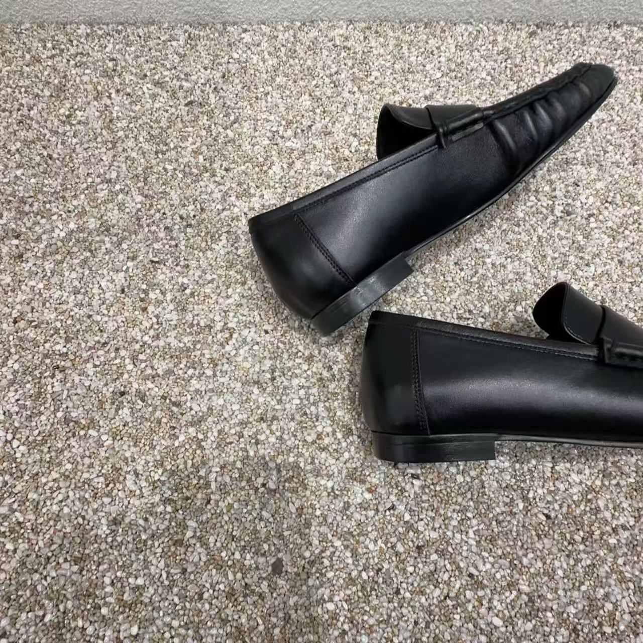 SELINA韓國代購女裝新款推薦真品時尚皮鞋瓢鞋建議大一個碼SELINA皮鞋/瓢鞋