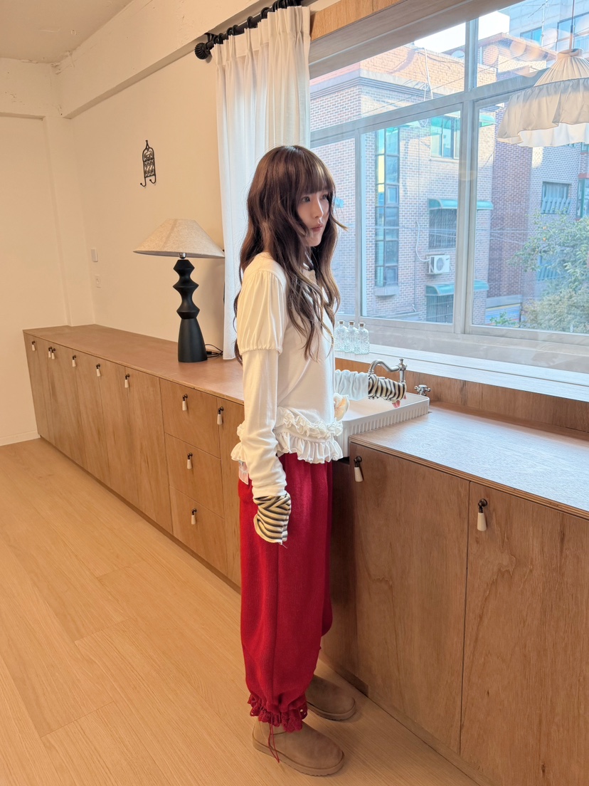 BOUTIQUE-L東大門直郵女裝新品時尚推薦人氣長袖T恤褶邊BOUTIQUE-L長袖T恤