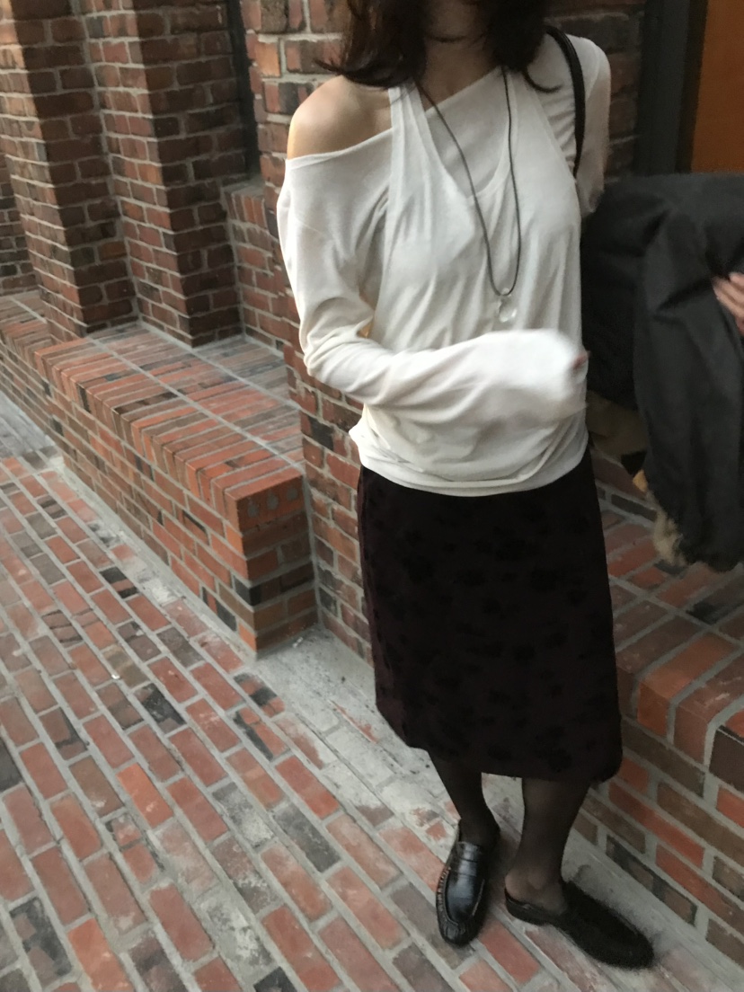 LOFN東大門直郵女裝新品人氣熱賣推薦真品時尚休閑T恤LOFNT恤