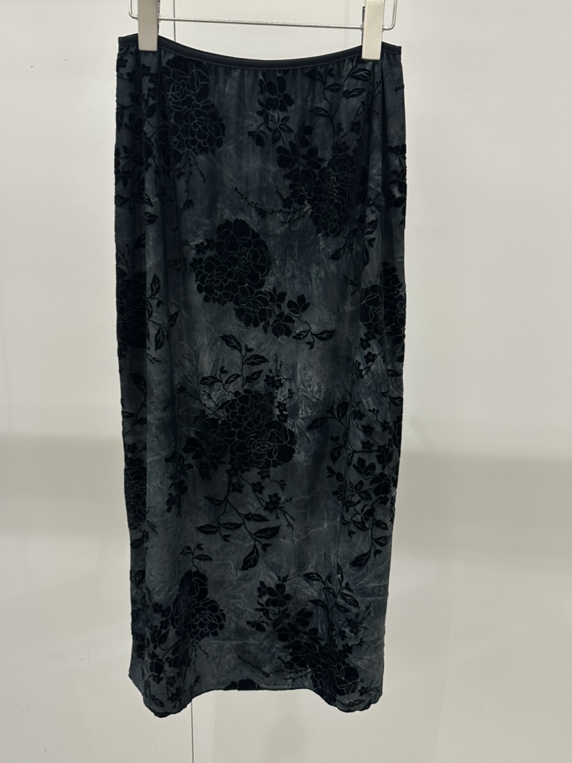 ARTE STUDIO/ATTENTION EDITORIAL韓國代購女裝新品真品長裙天鵝絨ARTE STUDIO/ATTENTION EDITORIAL長裙圖色2