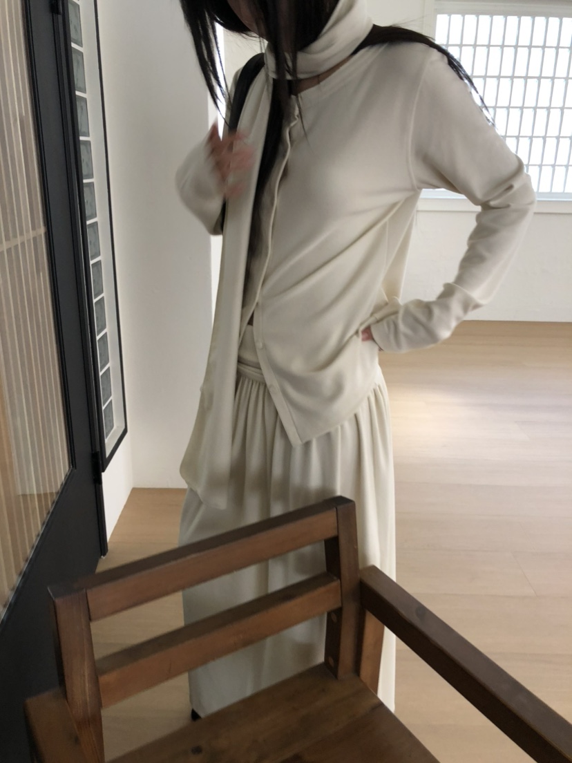 TORRE韓國代購女士新款真品推薦人氣時尚休閑長袖T恤含圍巾TORRE長袖T恤