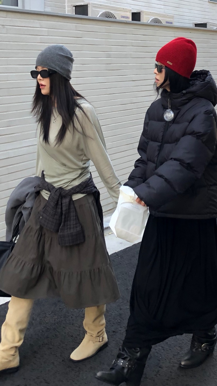 OVER RICH東大門實拍女裝新品人氣推薦時尚休閑熱賣長袖T恤OVER RICH長袖T恤
