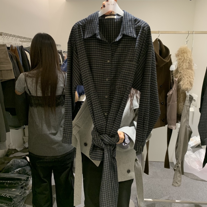 AUBE韓國代購女裝新品人氣真品推薦時尚休閑襯衫蕾絲衫北歐THE AUBE襯衫/蕾絲衫圖色2深藍色