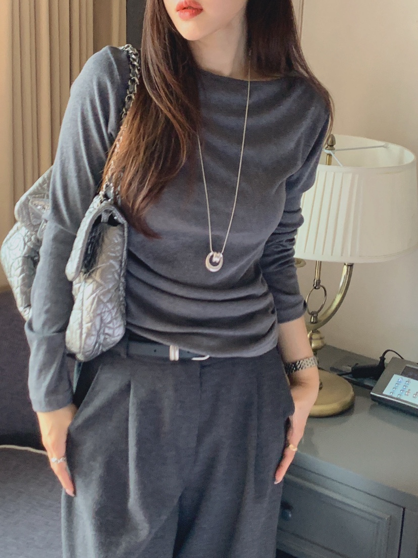 LA CREME韓國代購女裝新款時尚熱賣推薦長袖T恤船領褶皺LA CREME長袖T恤