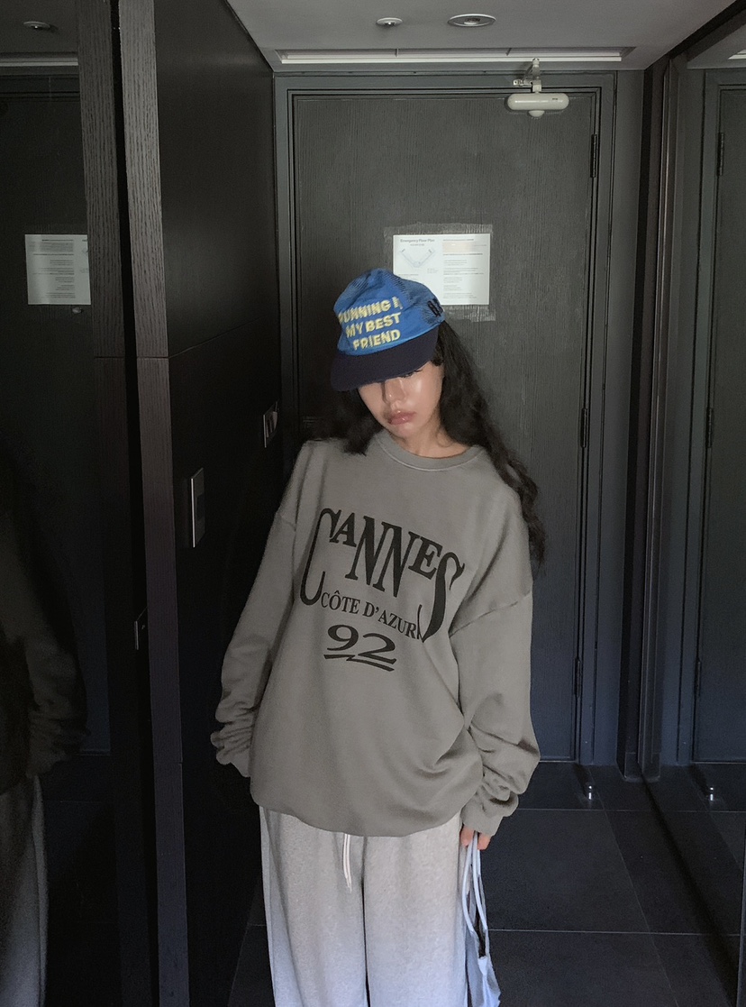 BURROW/ARaakie東大門直郵女裝新品時尚休閑真品推薦衛衣BURROW/ARaakie衛衣