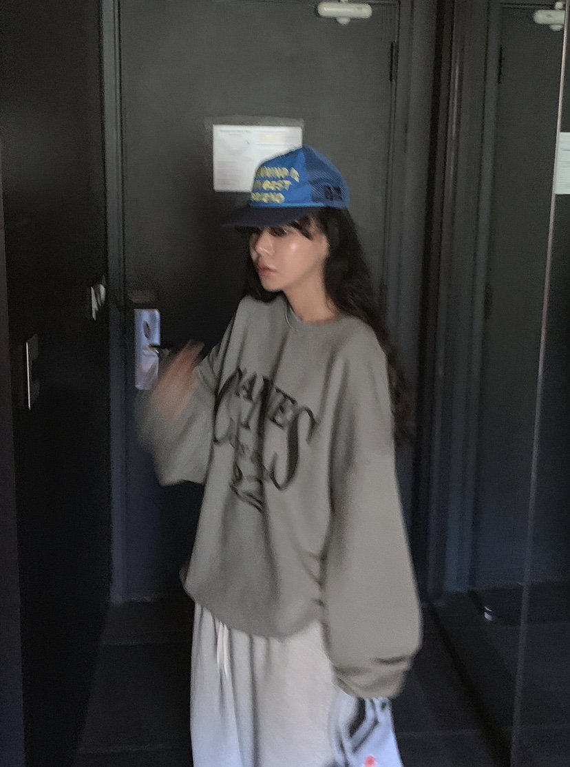 BURROW/ARaakie東大門直郵女裝新品時尚休閑真品推薦衛衣BURROW/ARaakie衛衣