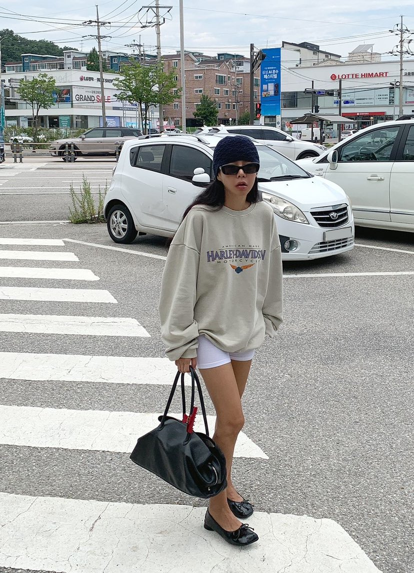 BURROW/ARaakie東大門直郵女裝新品推薦時尚休閑人氣衛衣BURROW/ARaakie衛衣
