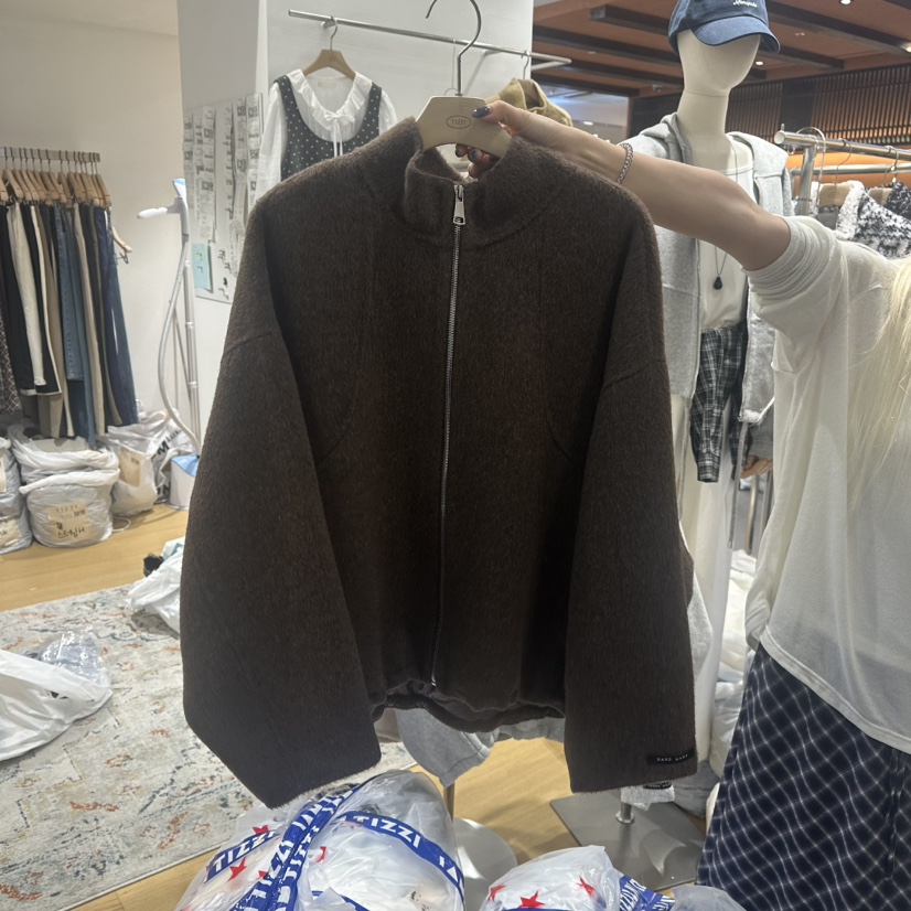 TIZZI東大門實拍女裝新款真品推薦熱賣人氣休閑時尚短款大衣TIZZI短款大衣圖色2