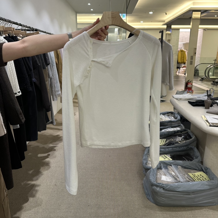 VEGETABLE韓國代購女裝新品推薦真品時尚人氣長袖T恤紐扣VEGETABLE長袖T恤圖色1