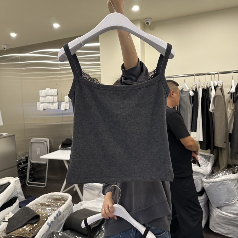 OUTFIT/SOAP AMD WATER東大門實拍女士新款人氣吊帶背心OUTFIT/SOAP AMD WATER吊帶/背心