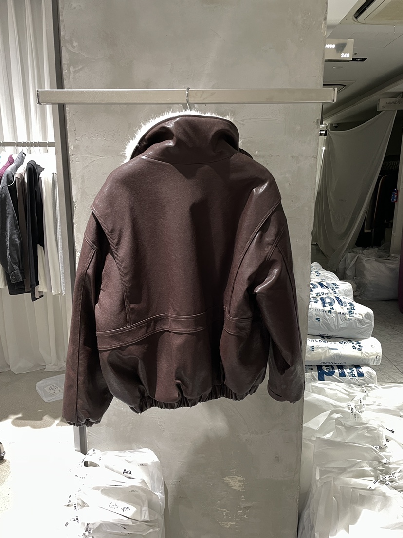 NUESE東大門直郵女士新品休閑推薦熱賣時尚真品人氣皮衣高領NUESE皮衣