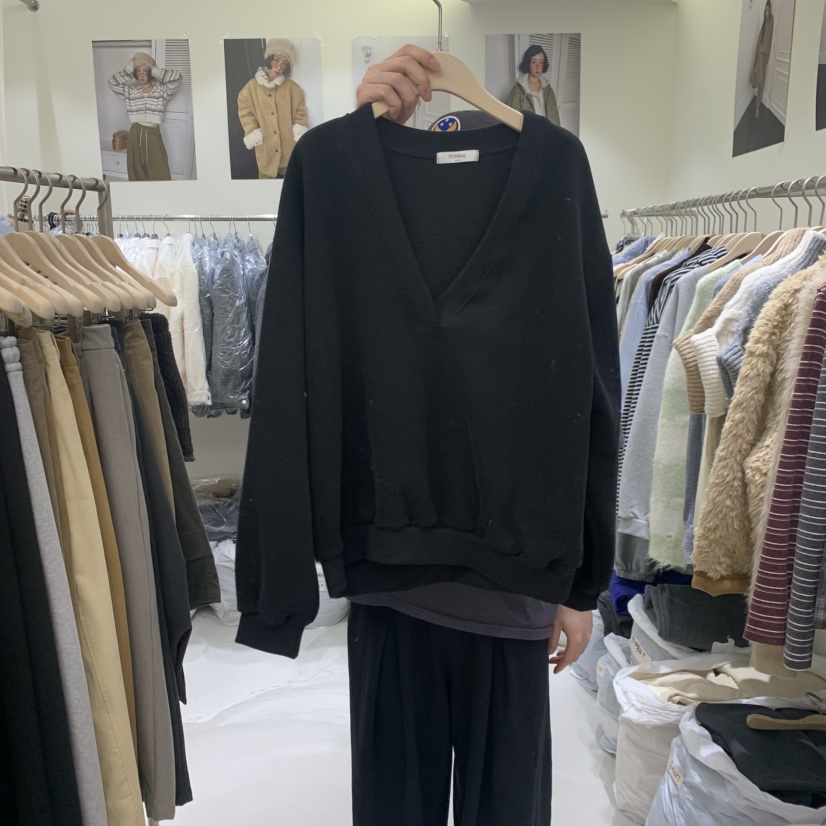 YUNBAL韓國代購女士新品人氣時尚真品推薦休閑衛衣深V領加絨YUNBAL衛衣圖色2