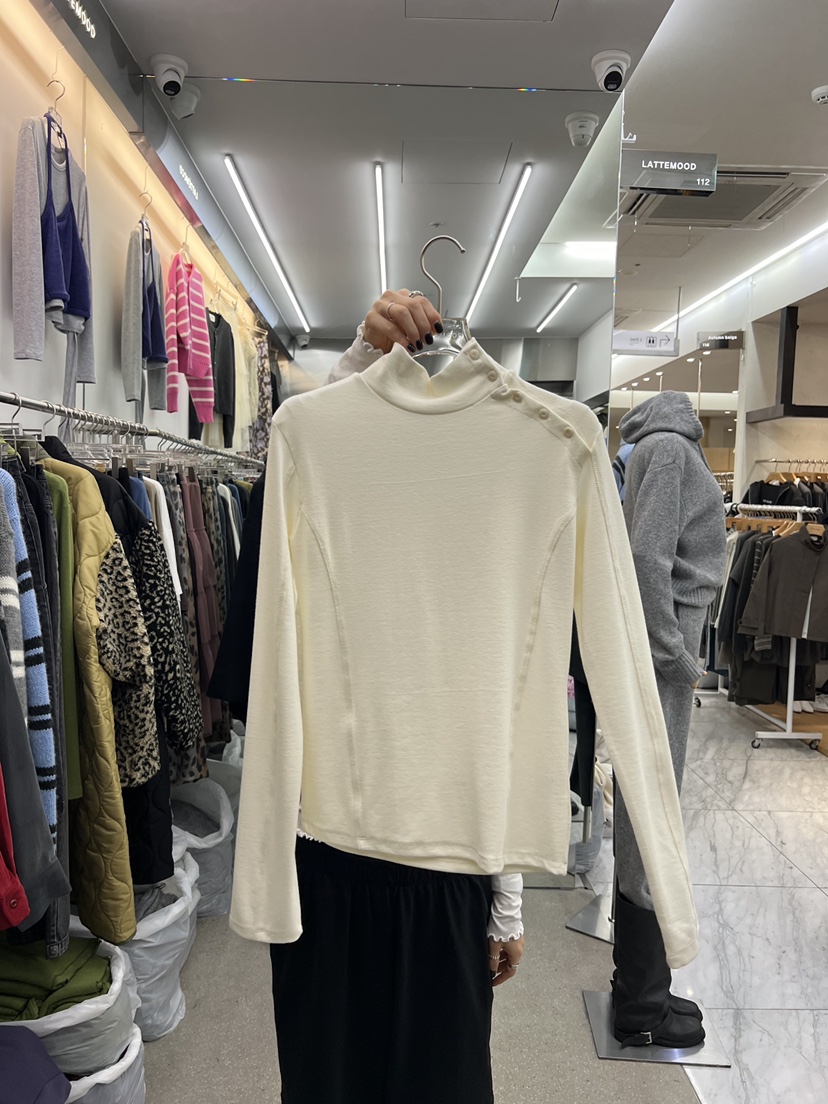 LATTEMOOD韓國直郵女裝新款時尚人氣真品推薦休閑長袖T恤LATTEMOOD長袖T恤圖色3