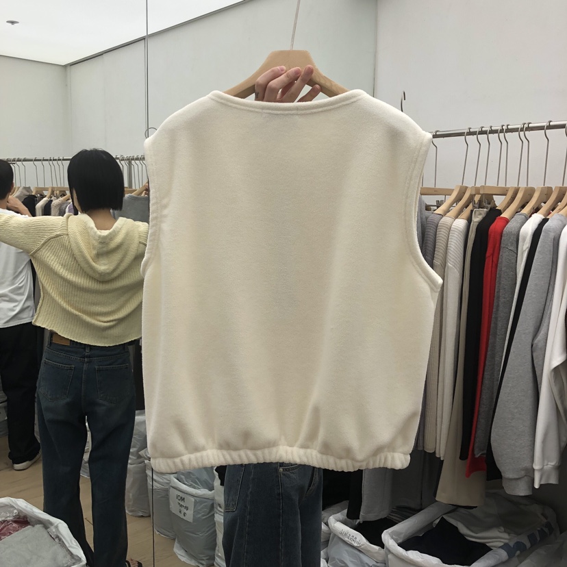 MOI-A韓國代購女裝新品人氣時尚休閑熱賣真品推薦吊帶背心MOI-A吊帶/背心