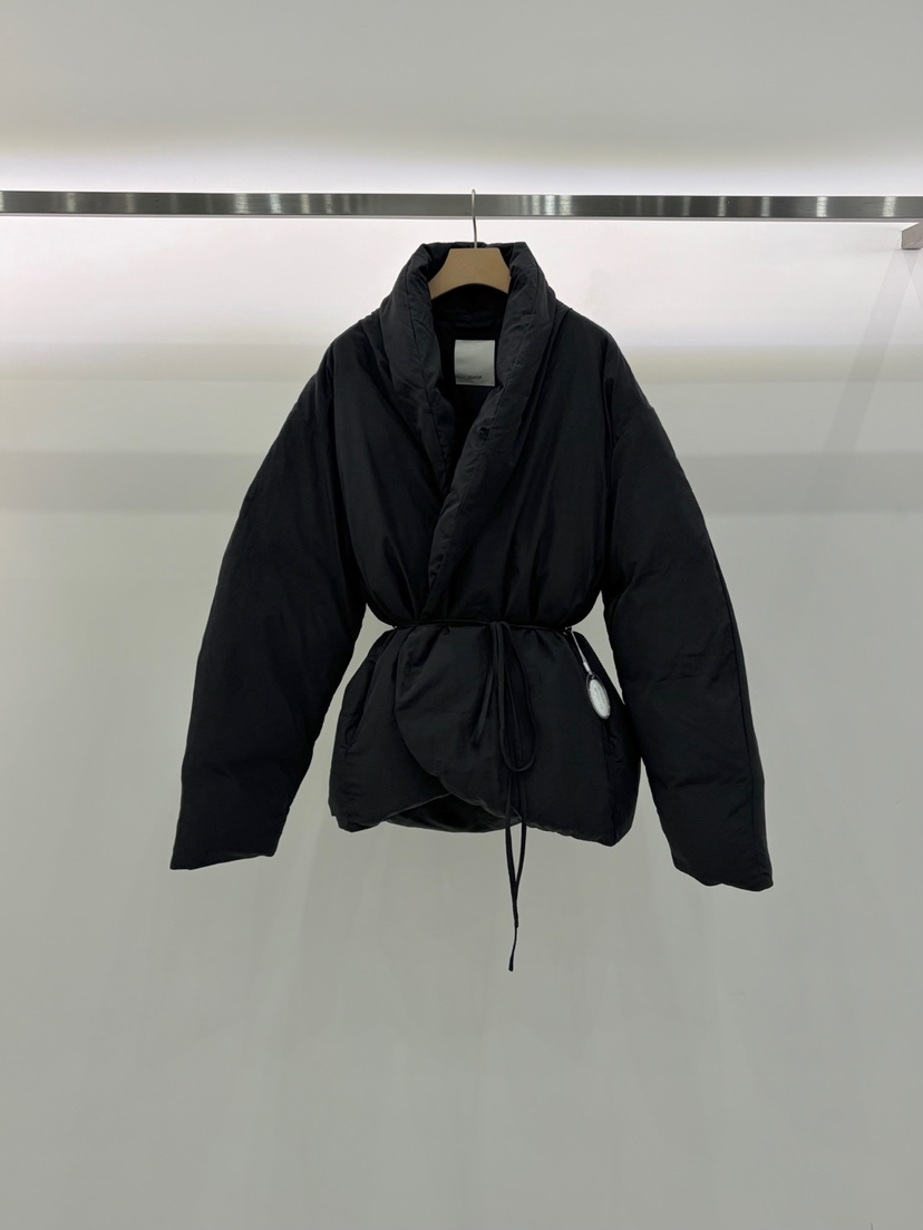 J SHOP東大門實拍女裝新款時尚推薦短款羽絨服羽絨服披肩J_SHOP短款羽絨服圖色2黑色