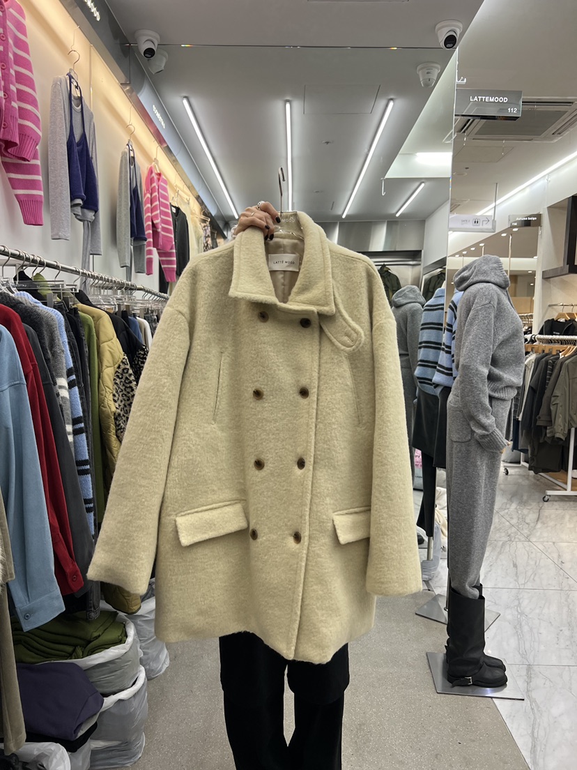 LATTEMOOD東大門實拍女裝新款時尚推薦休閑短款大衣馬海毛LATTEMOOD短款大衣圖色1