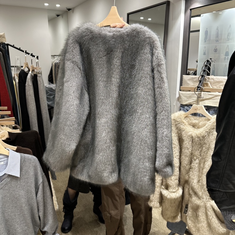 BRELLIN東大門代購女裝新品熱賣人氣真品推薦短款大衣皮草BRELLIN短款大衣