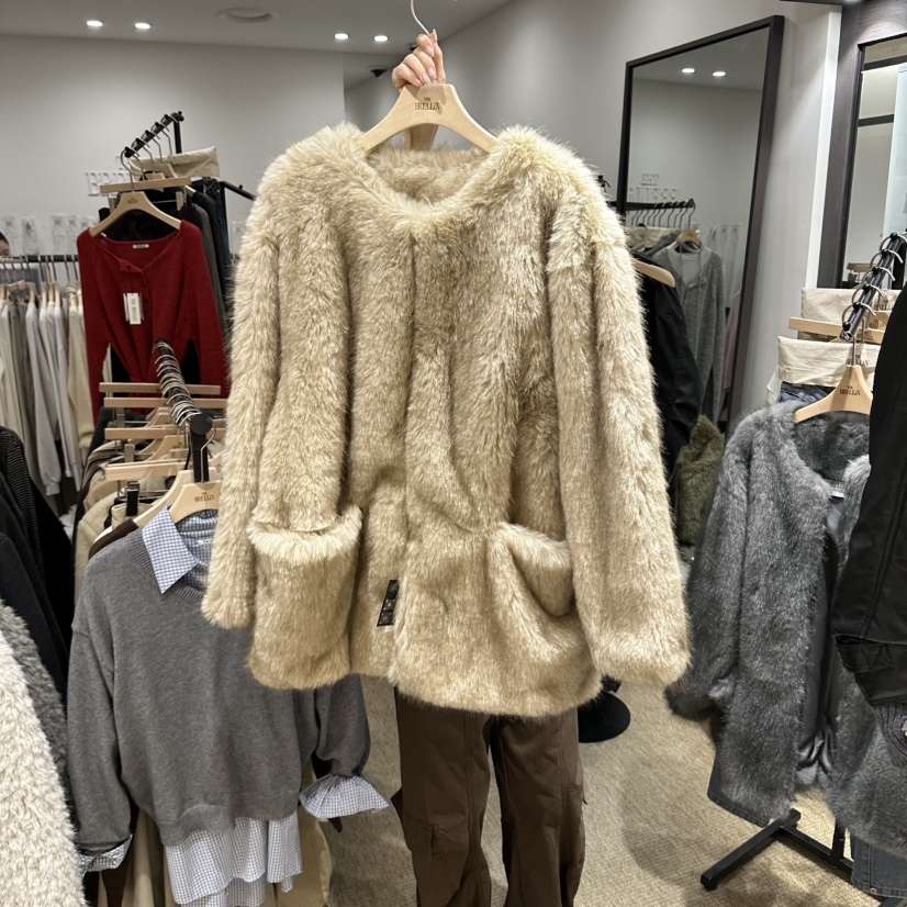 BRELLIN東大門代購女裝新品熱賣人氣真品推薦短款大衣皮草BRELLIN短款大衣圖色1