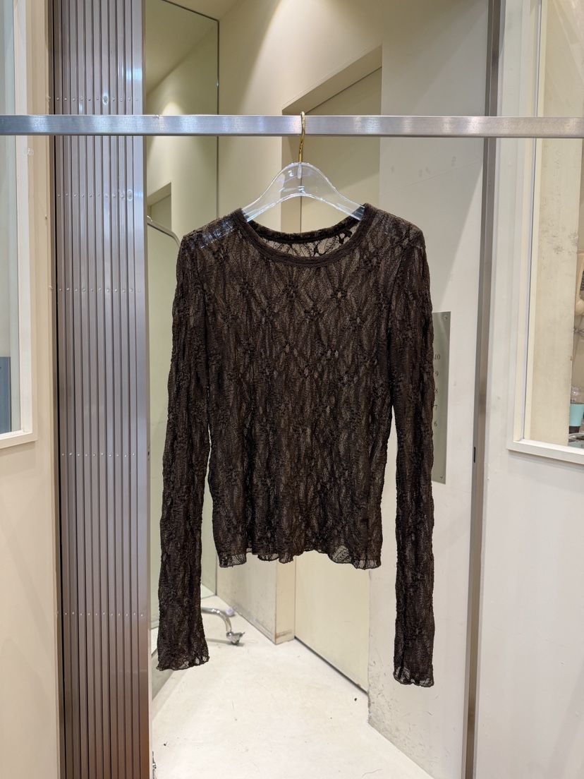 81 MARKET-L東大門實拍女裝新品熱賣真品時尚長袖T恤蕾絲81 MARKET-L長袖T恤圖色2