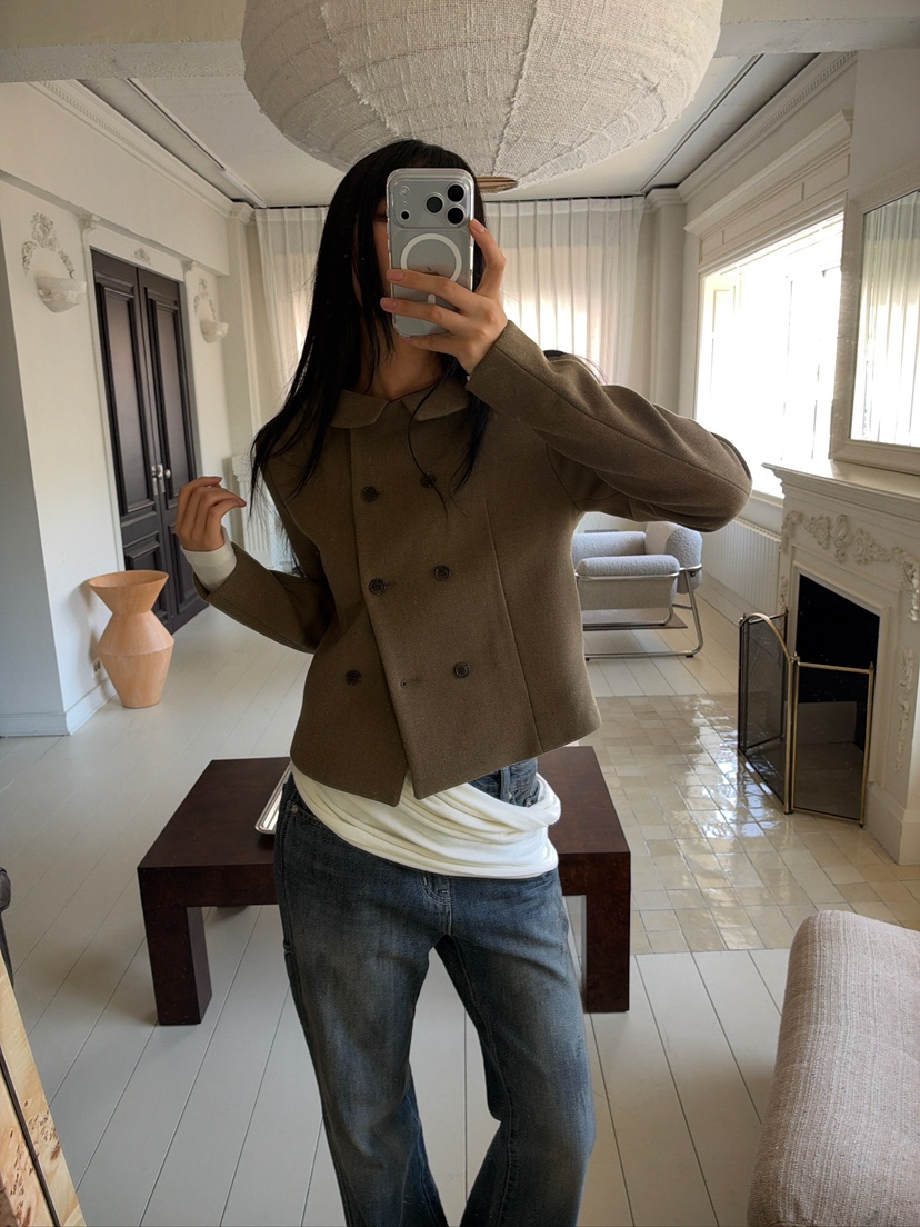 AWESOME SAUCE韓國直郵女裝新品熱賣人氣時尚推薦短款大衣AWESOME SAUCE短款大衣