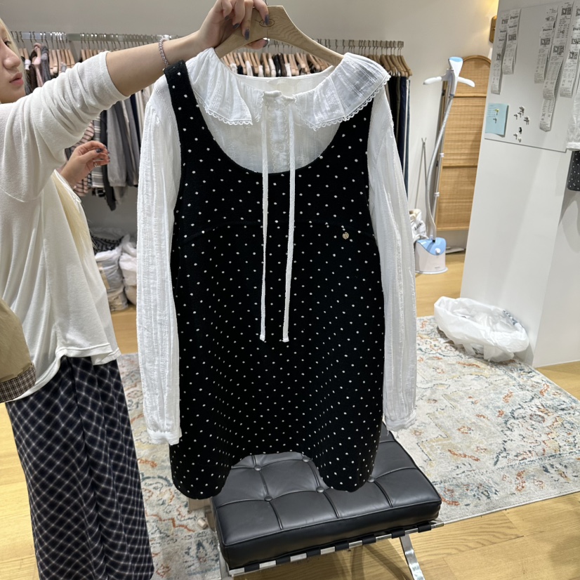 TIZZI東大門實拍女裝新款人氣真品熱賣連衣裙不含內搭復古TIZZI連衣裙圖色2黑色