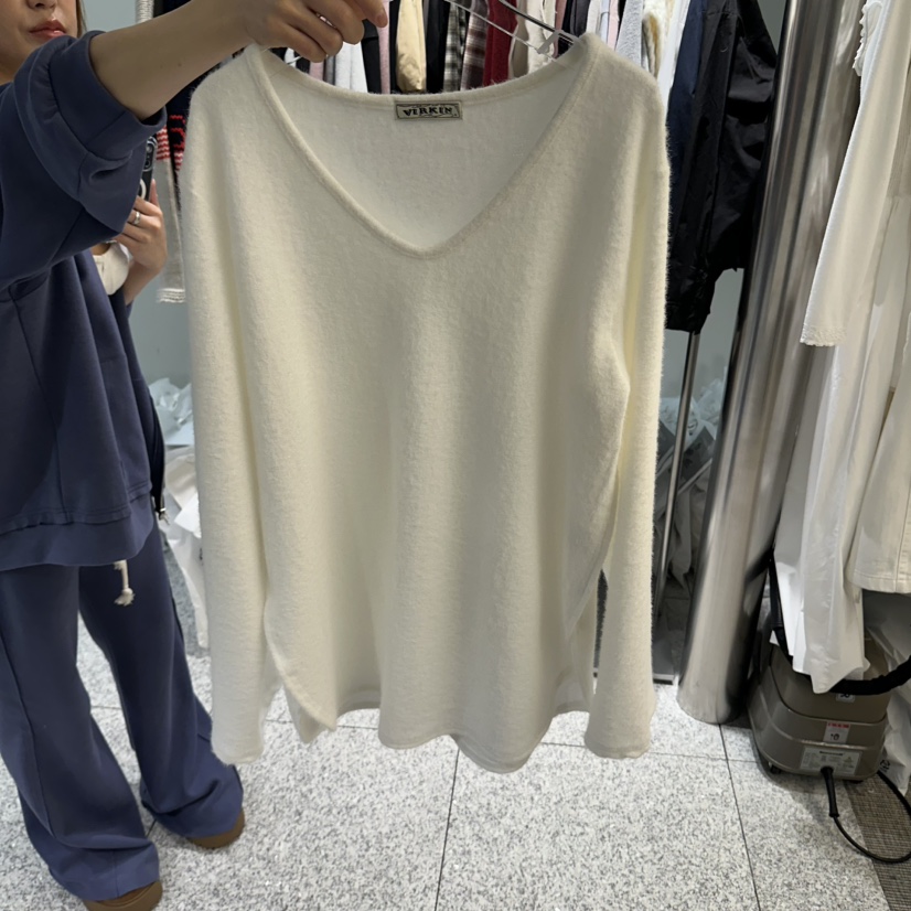VIRKIN東大門實拍女裝新款熱賣休閑人氣時尚推薦真品長袖T恤VIRKIN長袖T恤圖色1