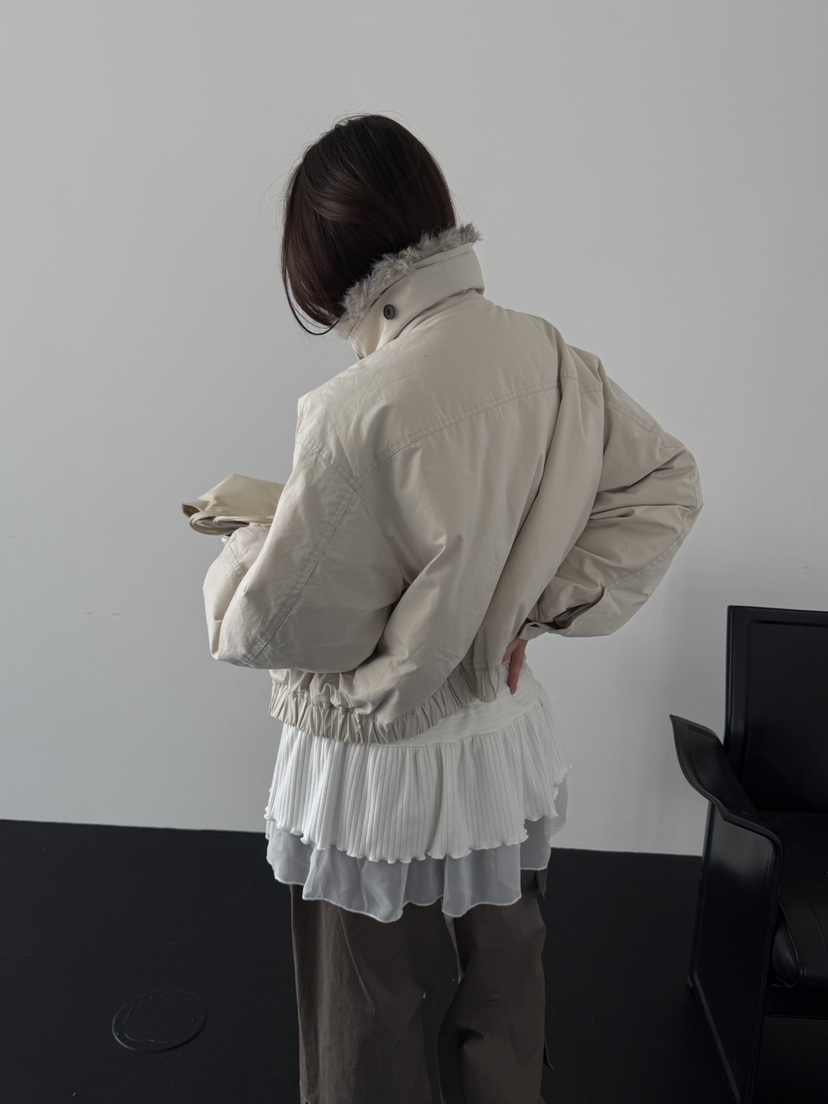 OUTLANDER東大門直郵女士新品熱賣時尚推薦人氣短款羽絨服OUTLANDER短款羽絨服