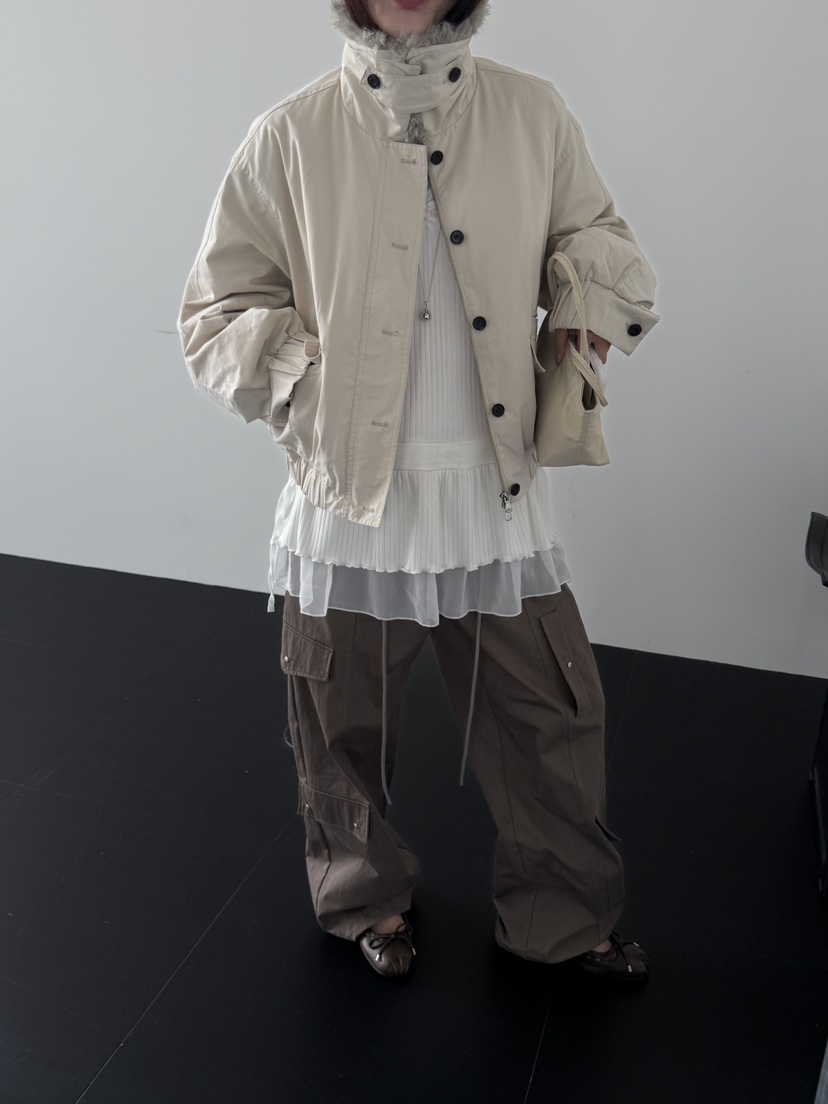 OUTLANDER東大門直郵女士新品熱賣時尚推薦人氣短款羽絨服OUTLANDER短款羽絨服